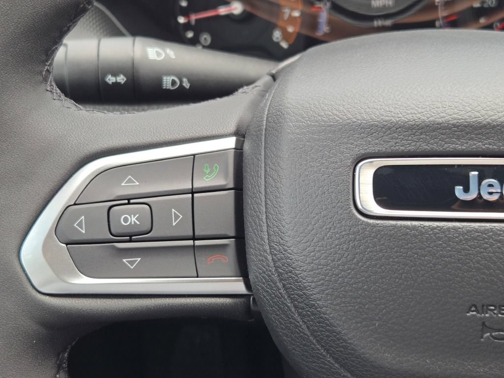 New 2026 Jeep Compass Latitude AWD/4WD image 34