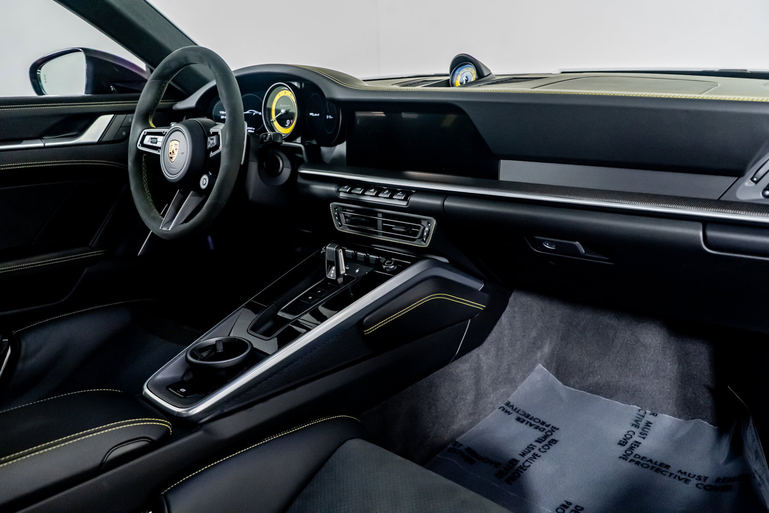 Used 2025 Porsche 911 Turbo S w/ Exterior Sport Package image 32