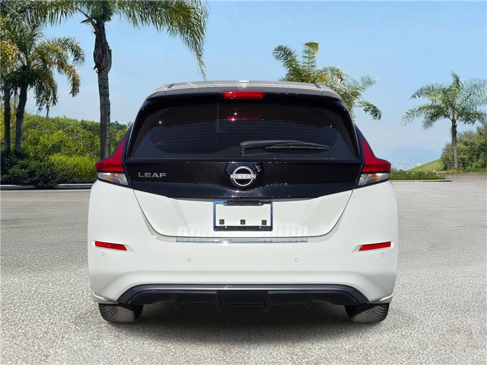 Used 2023 Nissan Leaf S w/ Protection Package image 5