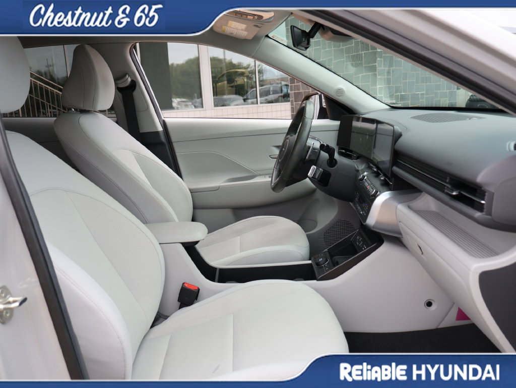 Certified 2024 Hyundai Kona SEL w/ Convenience Package FWD image 9
