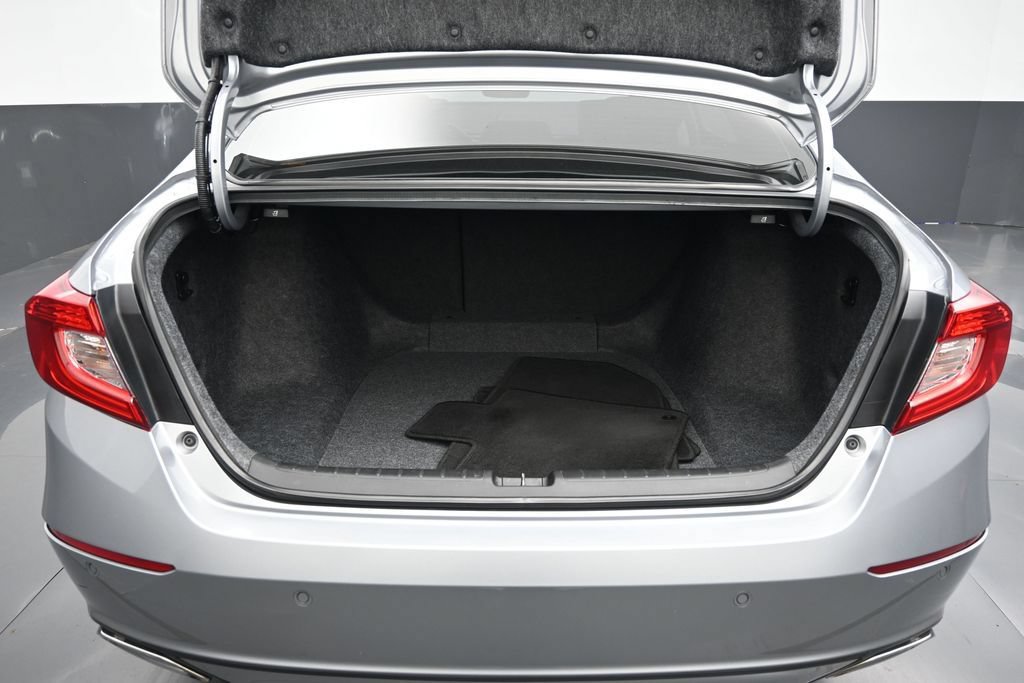 Used 2021 Honda Accord Touring image 31