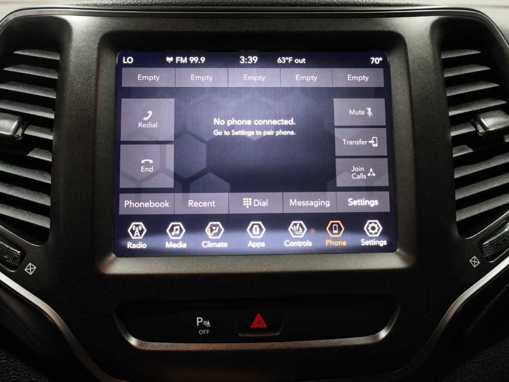 Used 2019 Jeep Cherokee Trailhawk w/ Cold Weather Group AWD/4WD image 34
