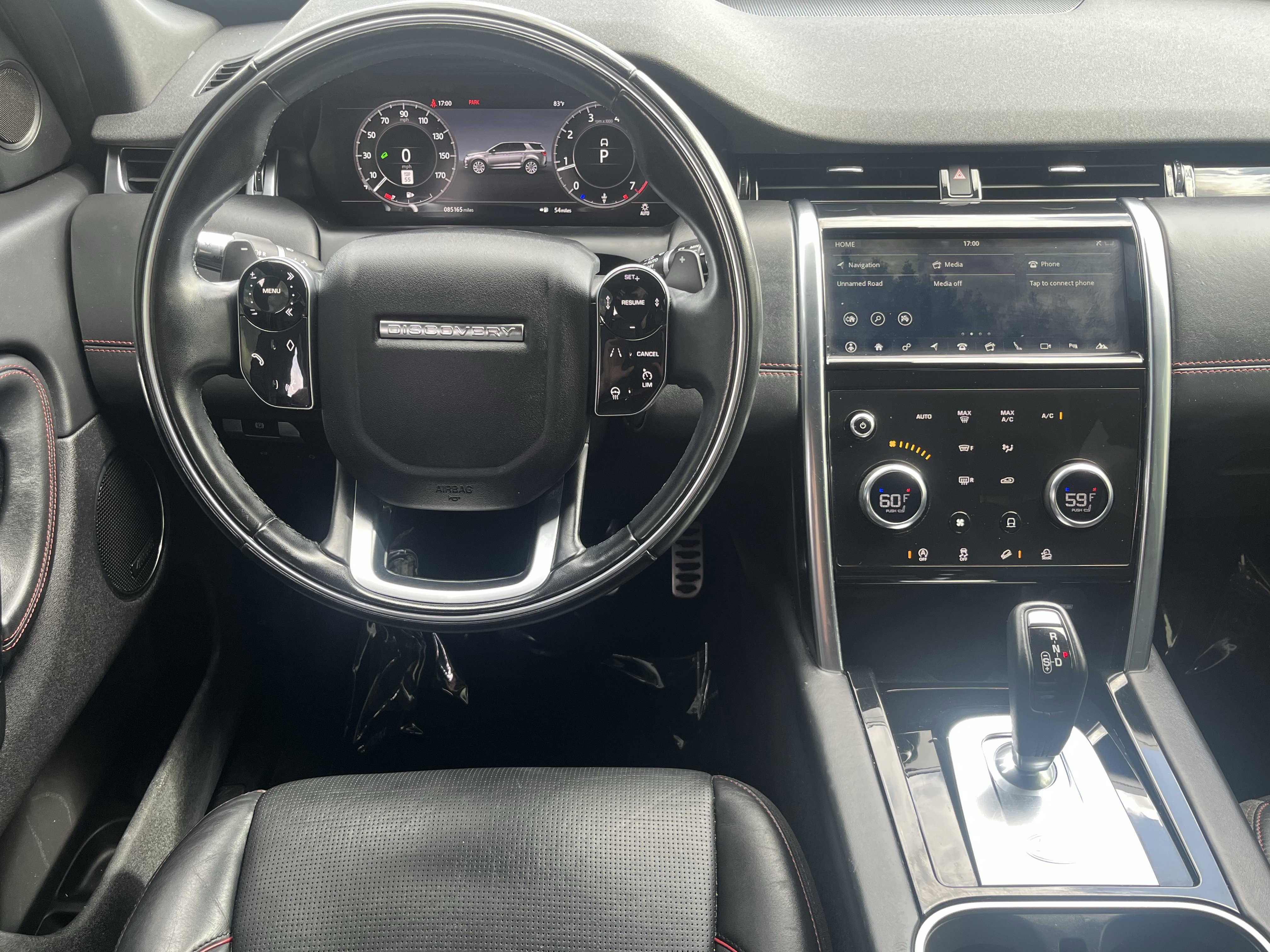 Used 2020 Land Rover Discovery Sport SE R-Dynamic AWD/4WD image 17