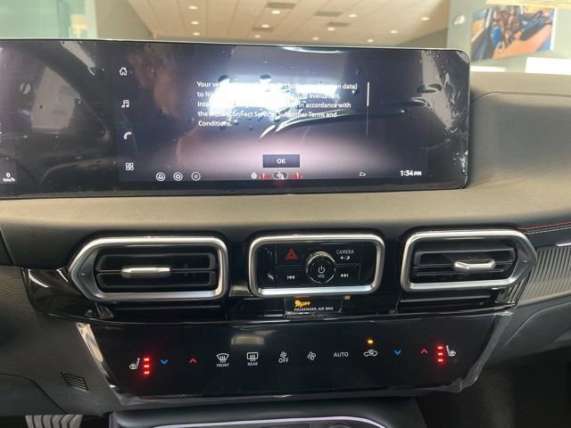 New 2026 Nissan Sentra SR w/ SR Premium Package FWD image 15