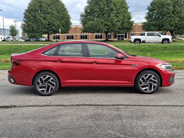 Used 2022 Volkswagen Jetta SEL FWD image 12