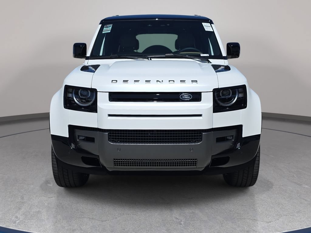 New 2026 Land Rover Defender 130 V8 AWD/4WD image 2