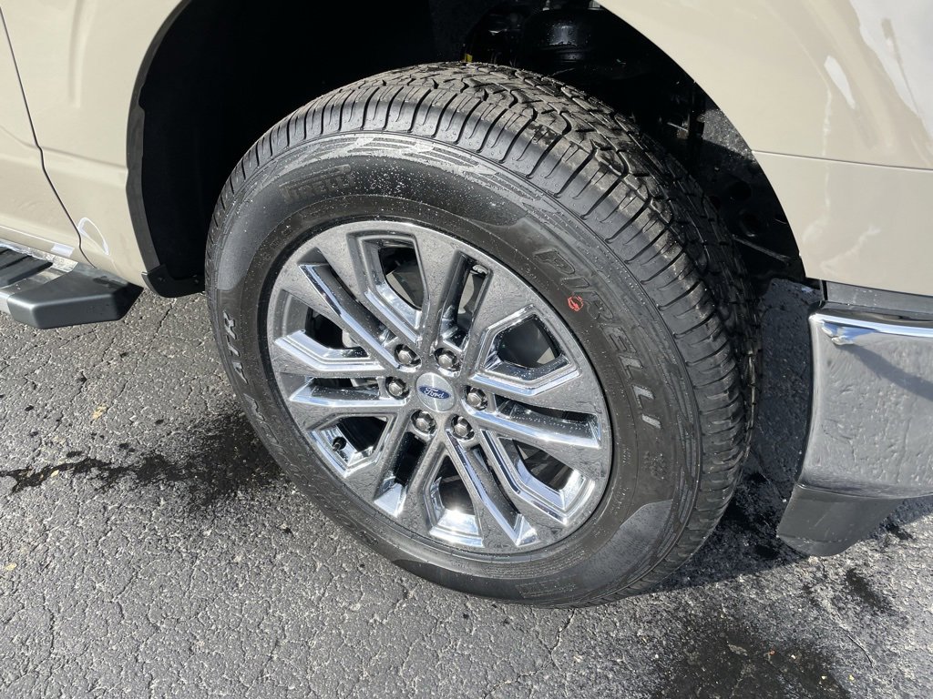 New 2026 Ford F150 XLT w/ Equipment Group 302A MID image 3