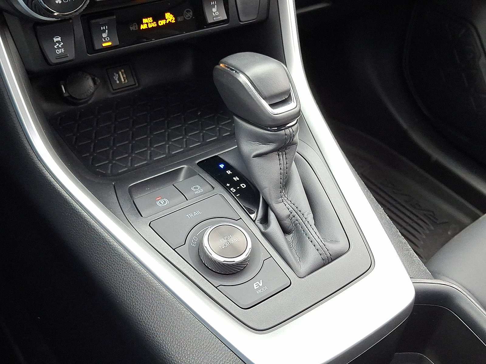 Certified 2024 Toyota RAV4 XLE Premium w/ Weather Package image 25