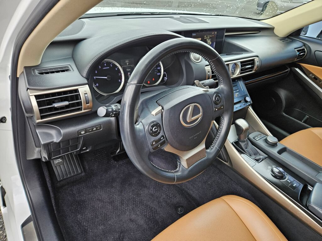 Used 2014 Lexus IS 250 RWD image 18