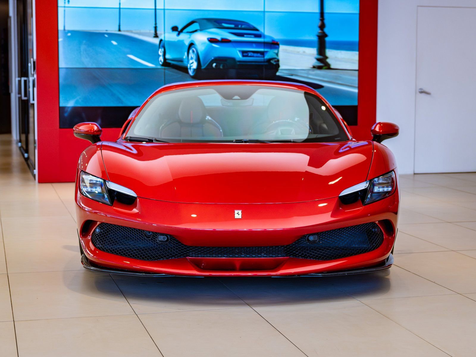 Used 2025 Ferrari 296 GTS image 28