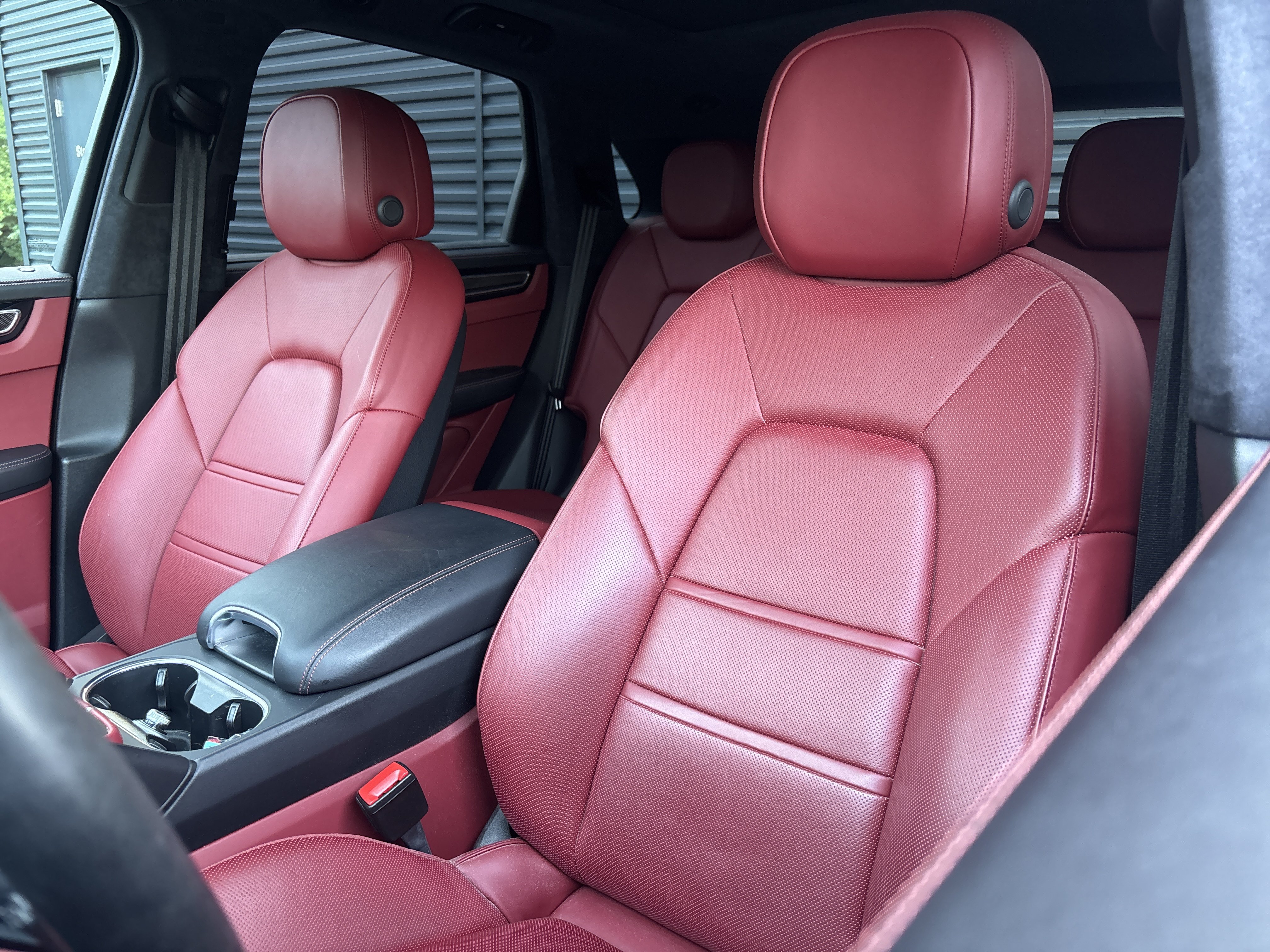 Certified 2021 Porsche Cayenne GTS AWD/4WD image 27