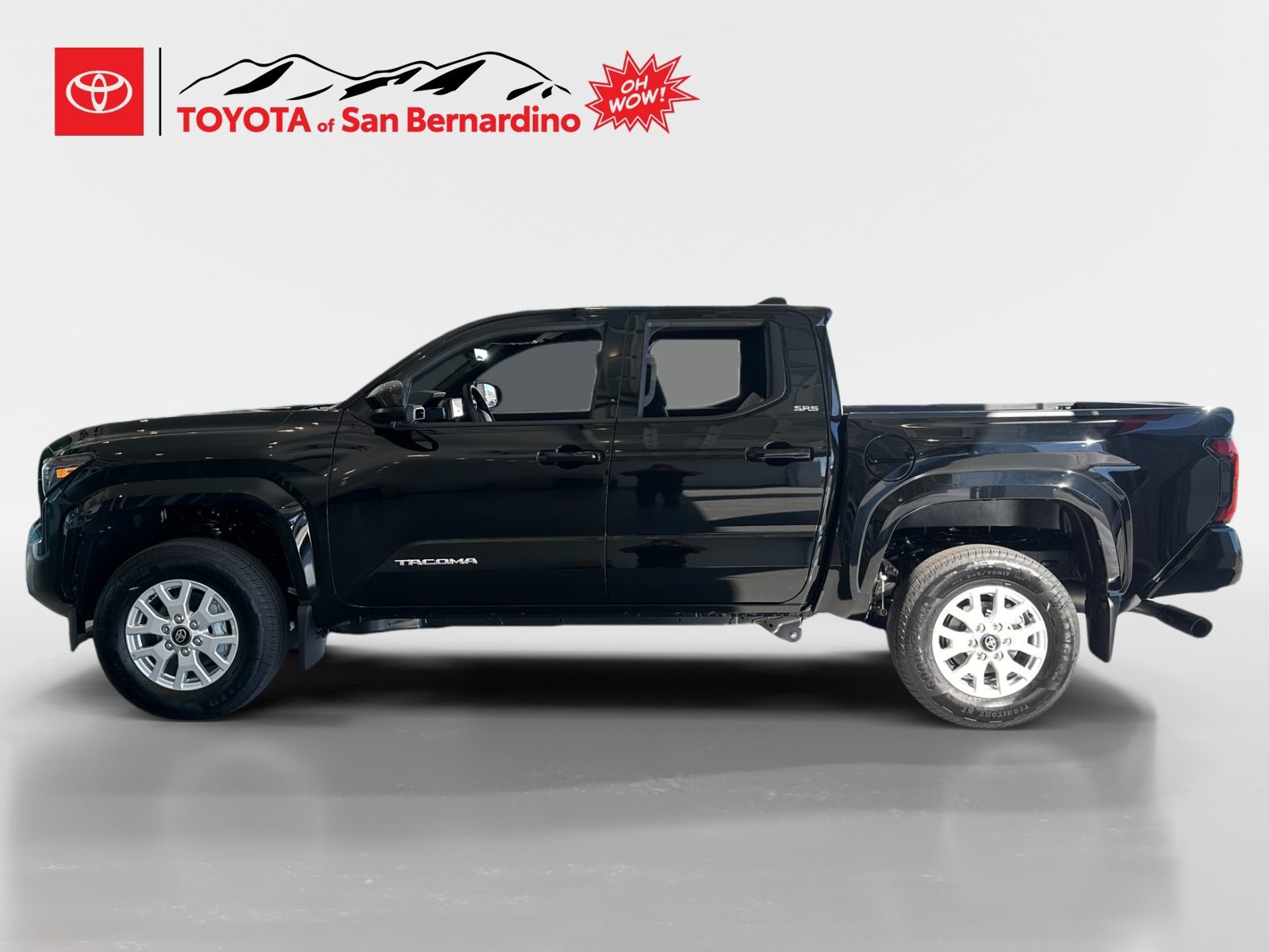 New 2026 Toyota Tacoma SR5 image 2