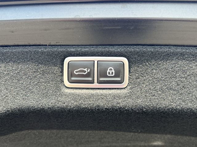 Used 2025 Hyundai Sonata Limited image 36