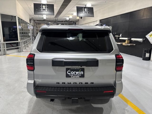 Used 2026 Toyota 4Runner SR5 AWD/4WD image 7
