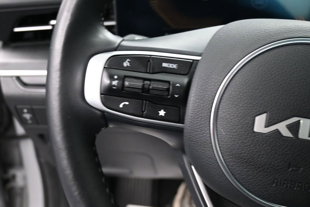 Used 2025 Kia K5 GT-Line w/ GT-Line Premium Package AWD/4WD image 41