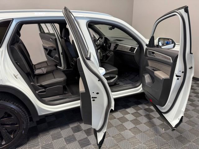 Used 2022 Volkswagen Atlas Cross Sport SE AWD/4WD image 21