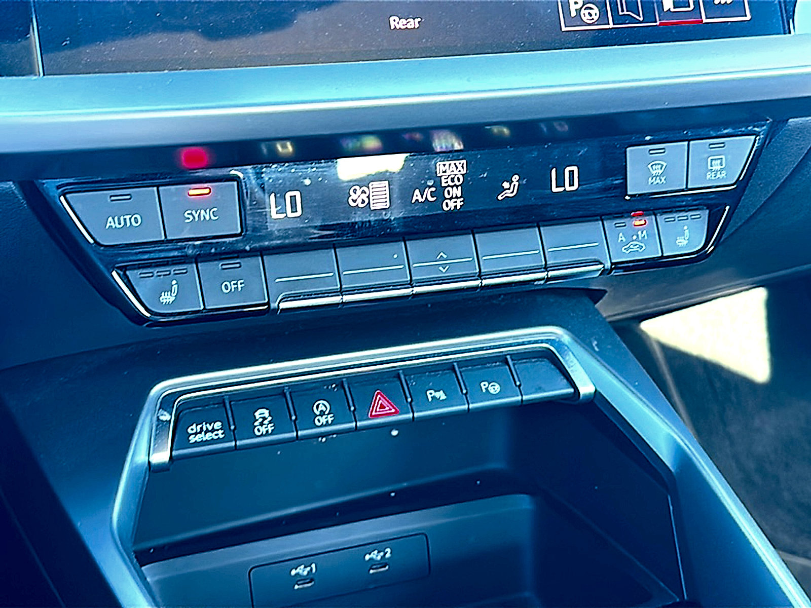 Used 2024 Audi A3 2.0T Premium image 33