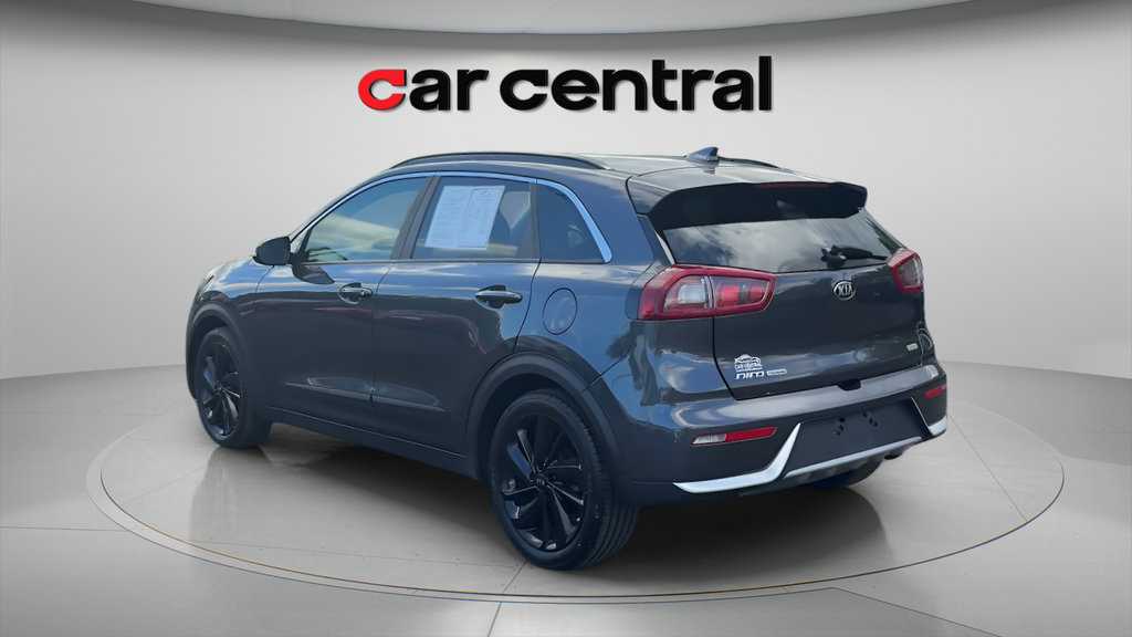 Used 2019 Kia Niro S Touring FWD image 3