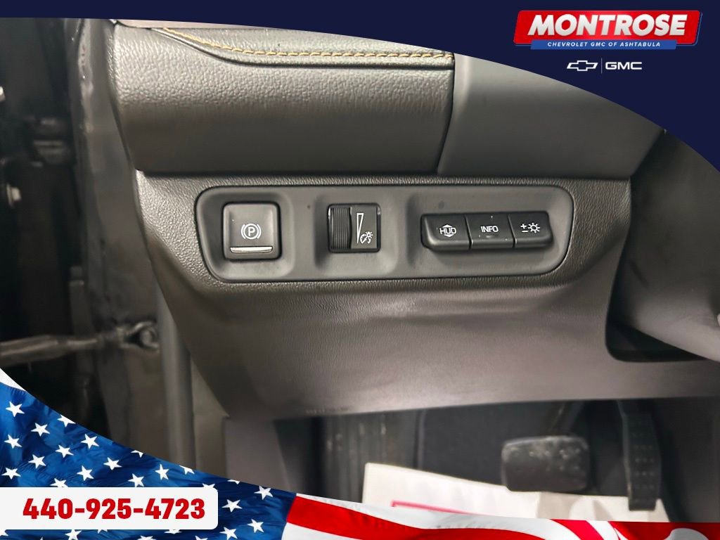 Used 2023 GMC Acadia AT4 w/ Technology Package image 13