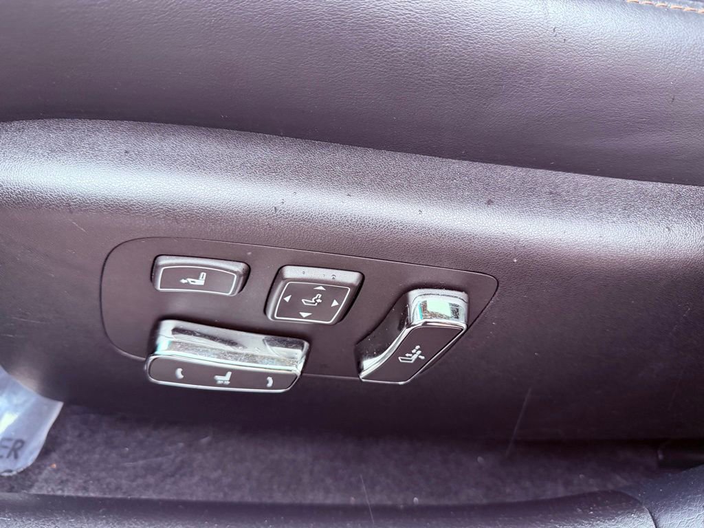 Used 2016 Lexus LS 460 image 20