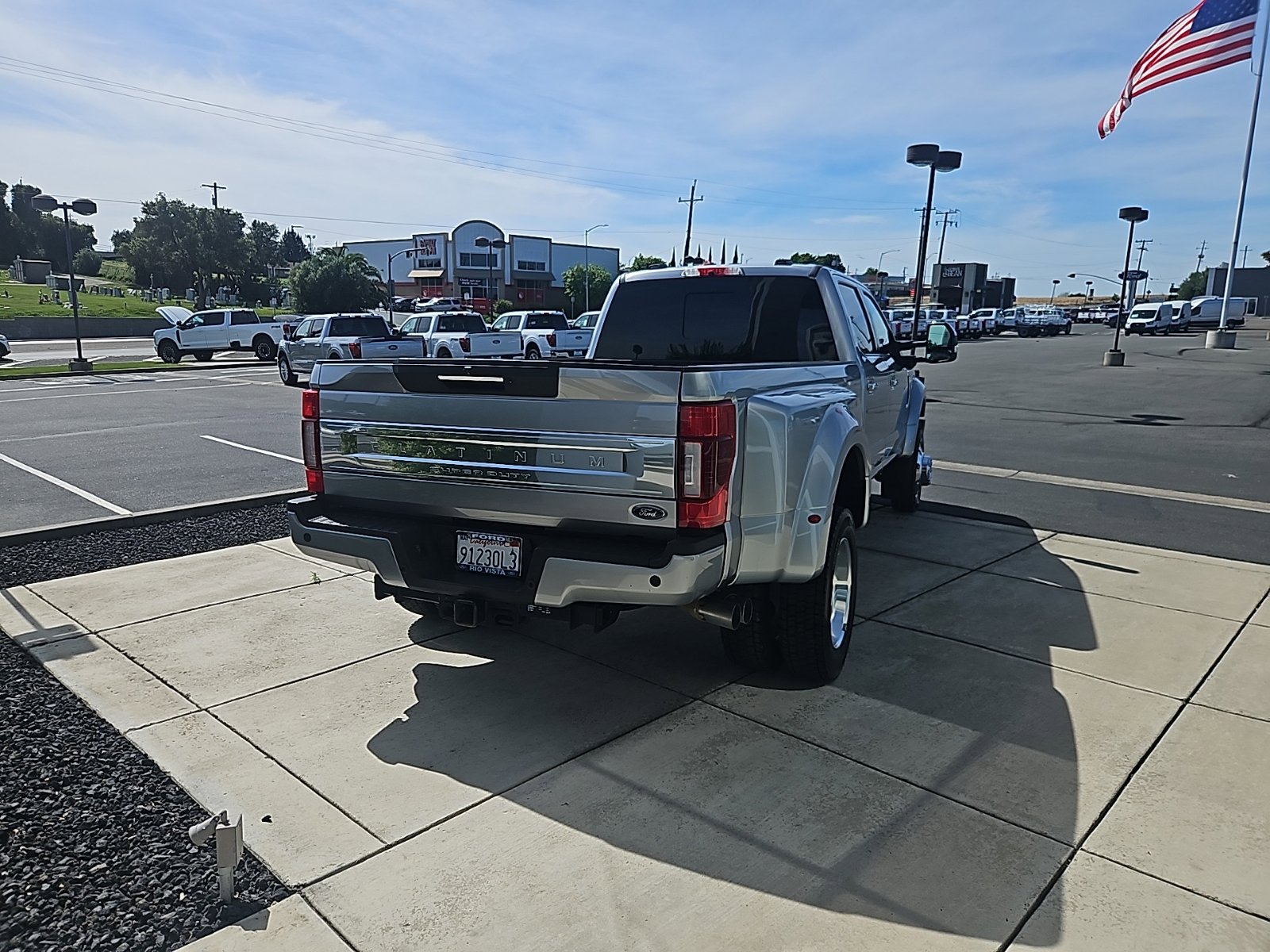 Used 2022 Ford F450 Platinum w/ FX4 Off-Road Package AWD/4WD image 5