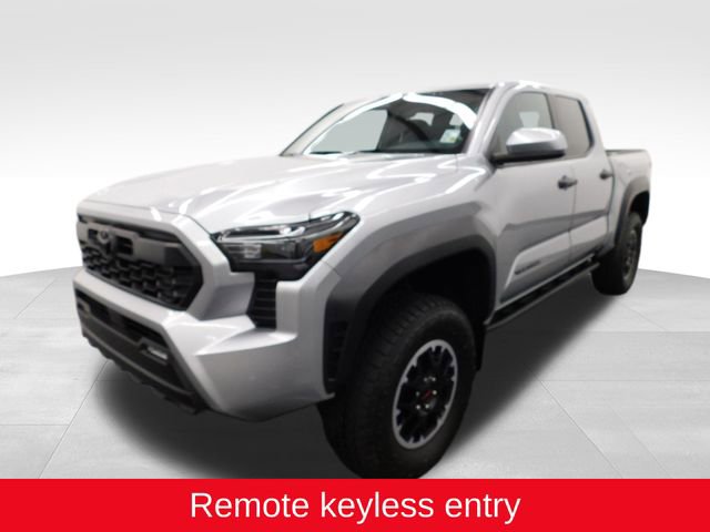 Used 2024 Toyota Tacoma TRD Off-Road image 4