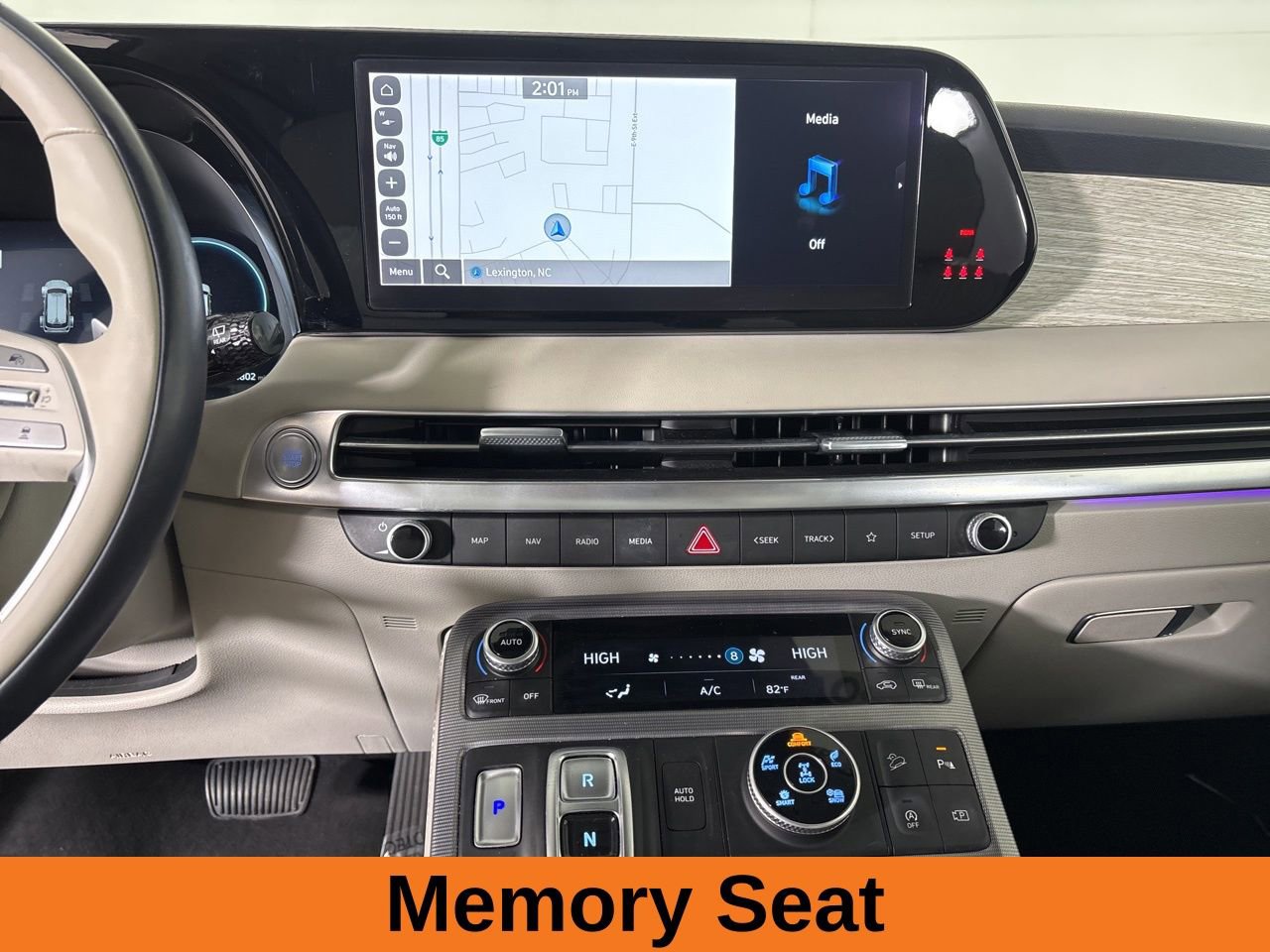 Used 2023 Hyundai Palisade Calligraphy w/ Cargo Package image 18