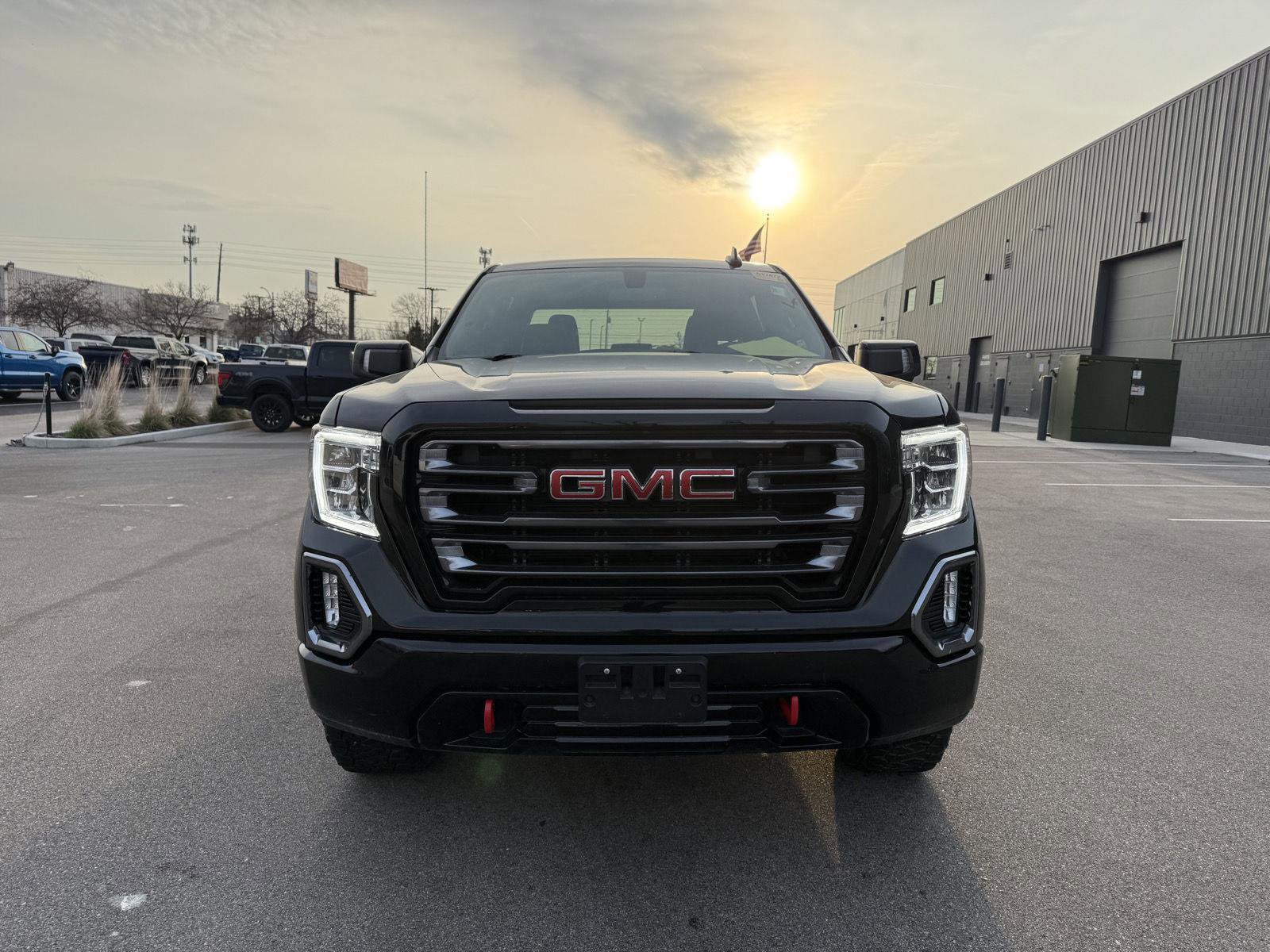 Used 2021 GMC Sierra 1500 AT4 image 8