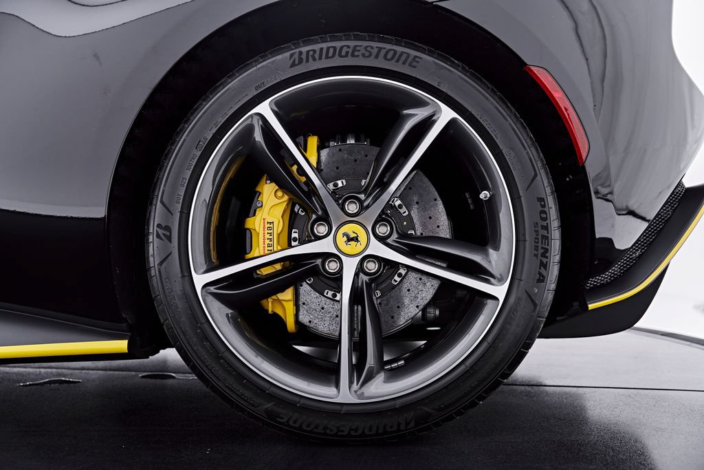 Used 2023 Ferrari 296 GTB RWD image 29