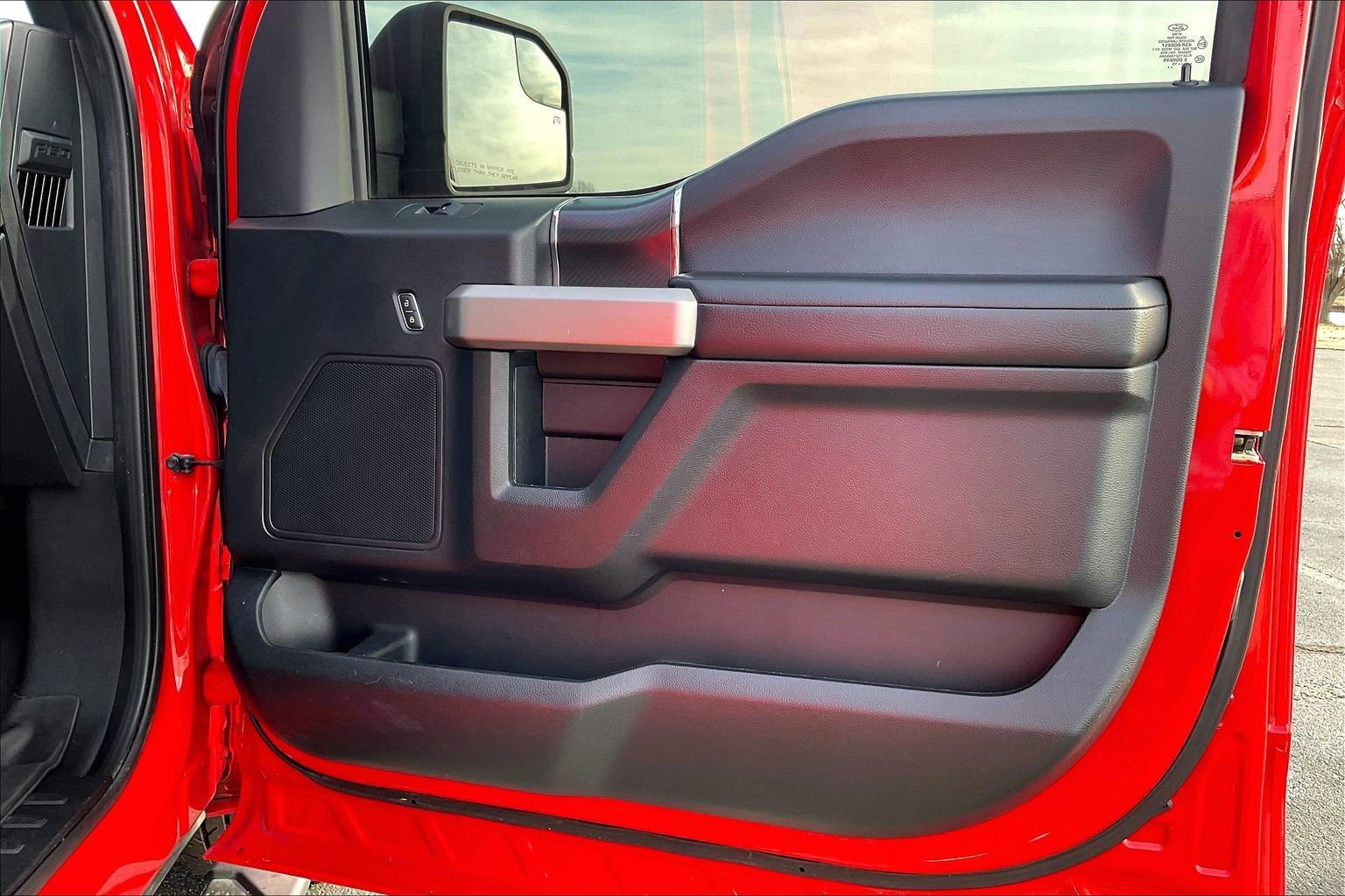 Used 2019 Ford F150 XLT w/ Equipment Group 302A Luxury image 19