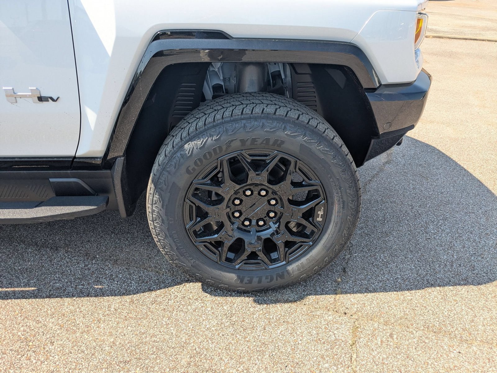 New 2026 GMC Hummer EV SUV AWD/4WD image 27
