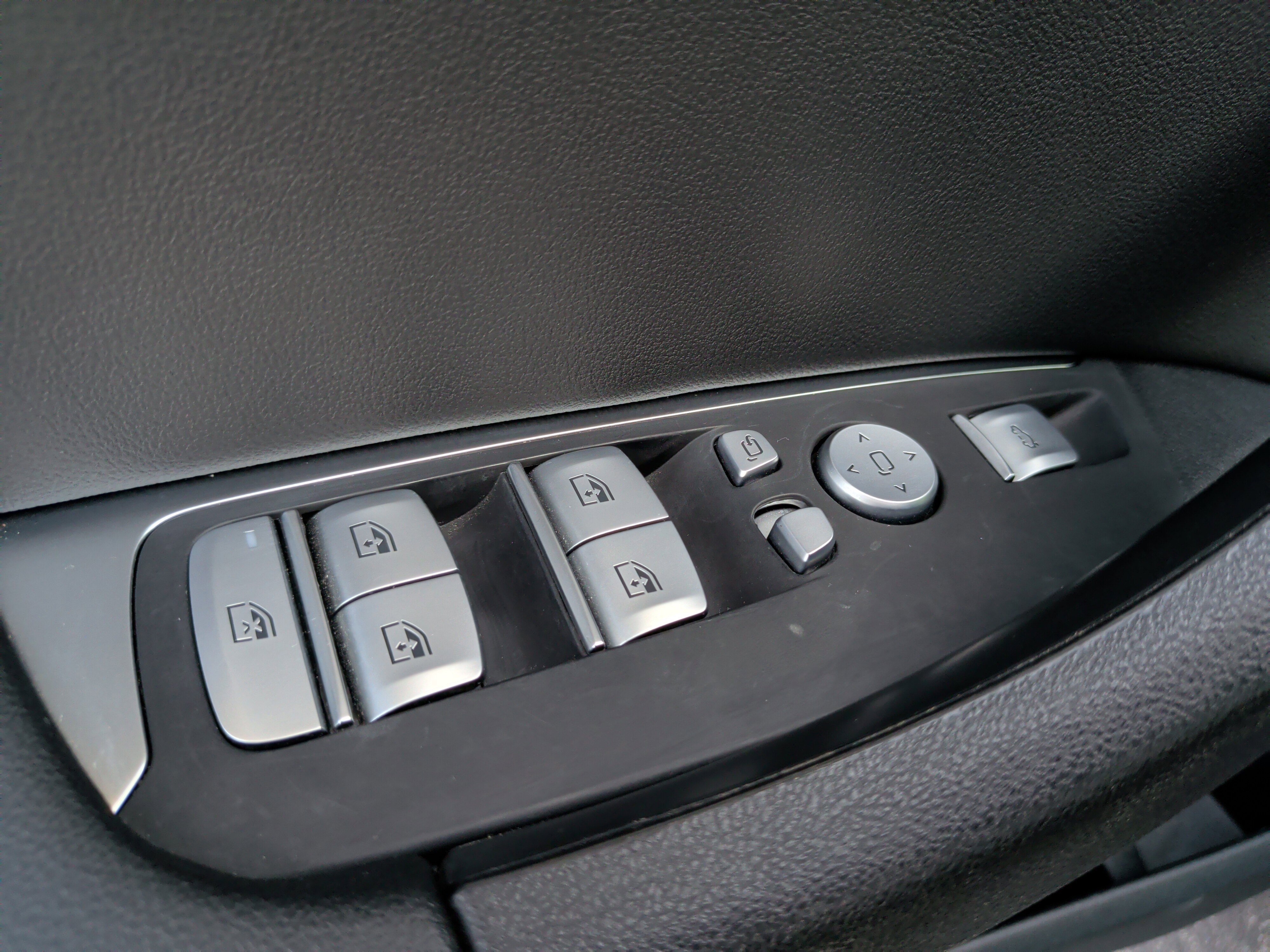 Certified 2024 BMW X3 xDrive30i w/ Convenience Package image 28