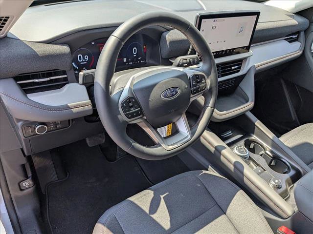 New 2025 Ford Explorer Active image 3