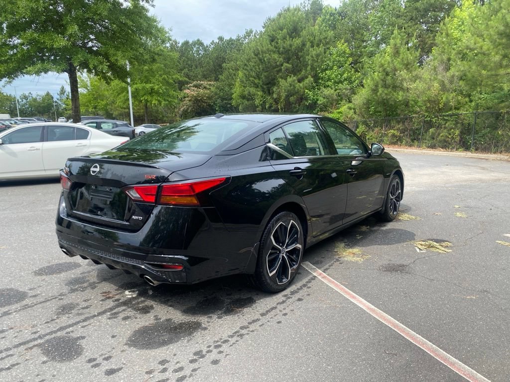 Certified 2024 Nissan Altima 2.5 SR AWD/4WD image 3