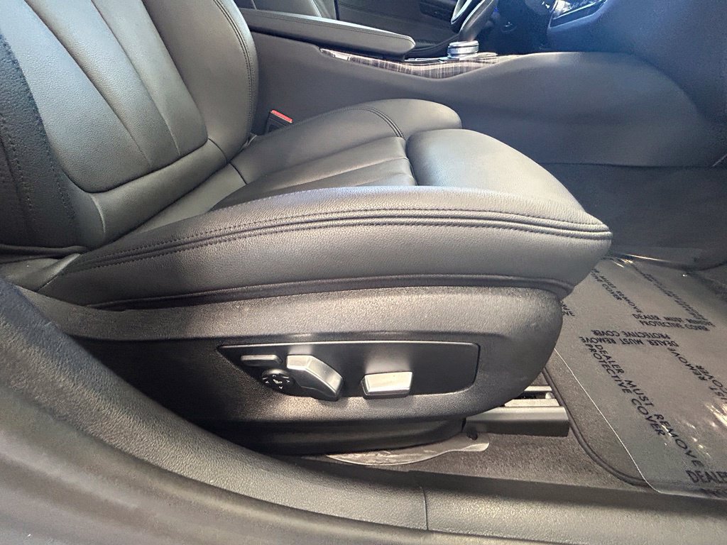 Used 2020 BMW 530i w/ Convenience Package RWD image 26