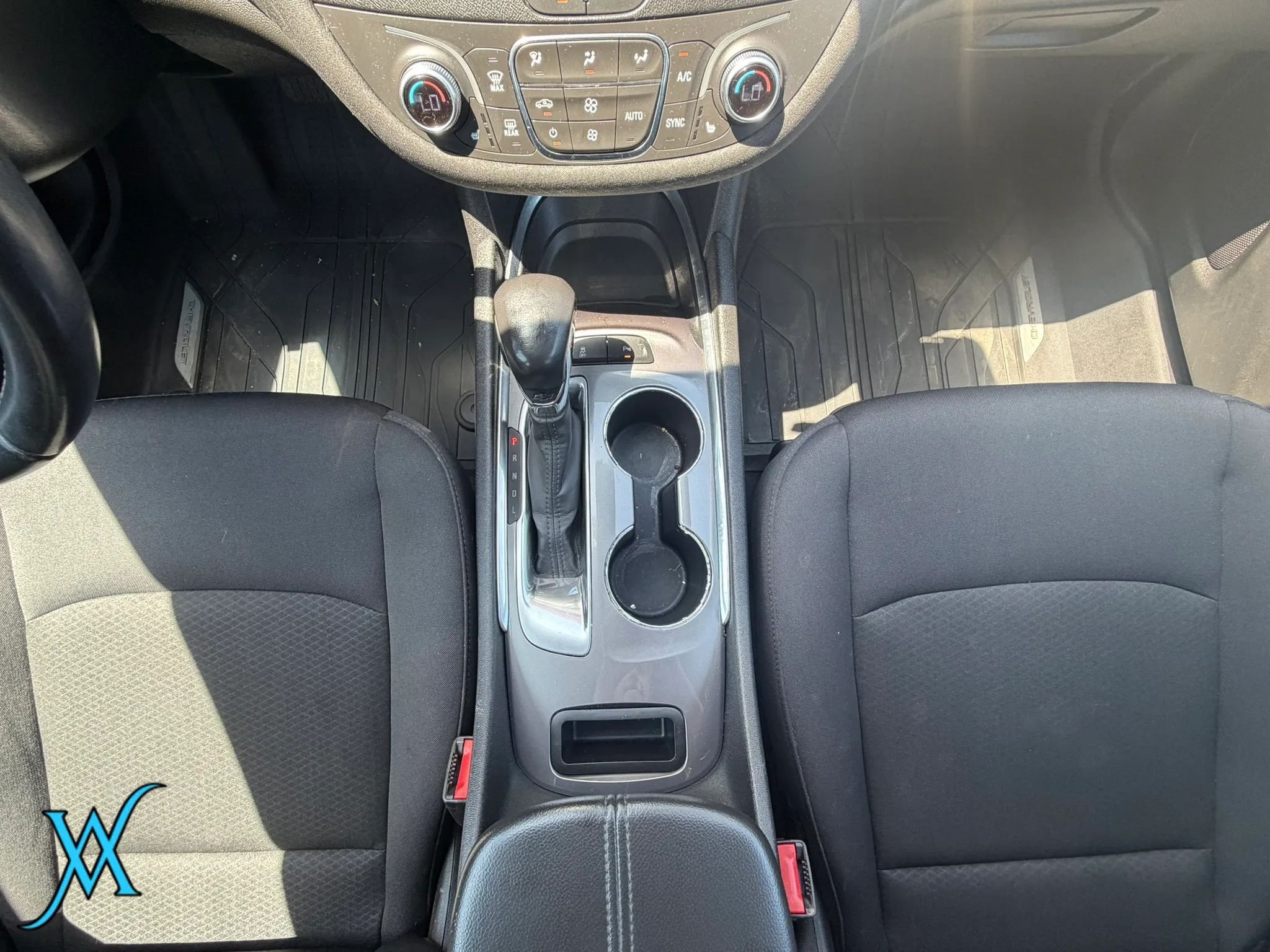 Used 2021 Chevrolet Malibu LT FWD image 28