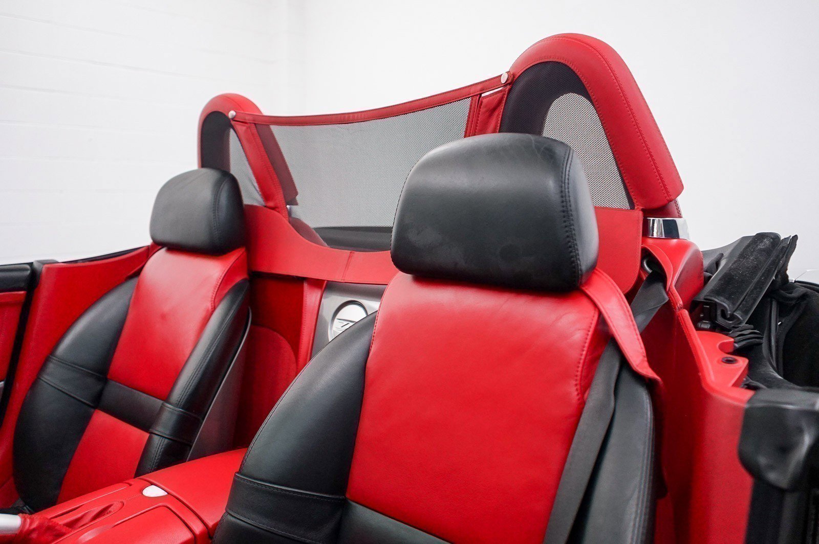 Used 2003 BMW Z8 image 51