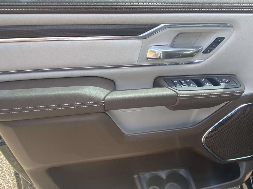 New 2026 RAM 1500 Laramie w/ Chrome Appearance Group AWD/4WD image 42