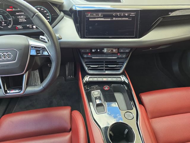 Used 2024 Audi RS e-tron GT w/ Carbon Performance Package AWD/4WD image 36