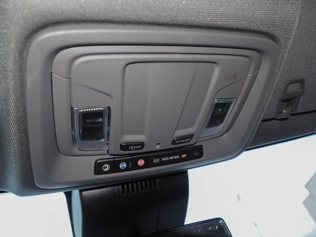 Used 2023 Chevrolet Silverado 1500 Custom AWD/4WD image 23