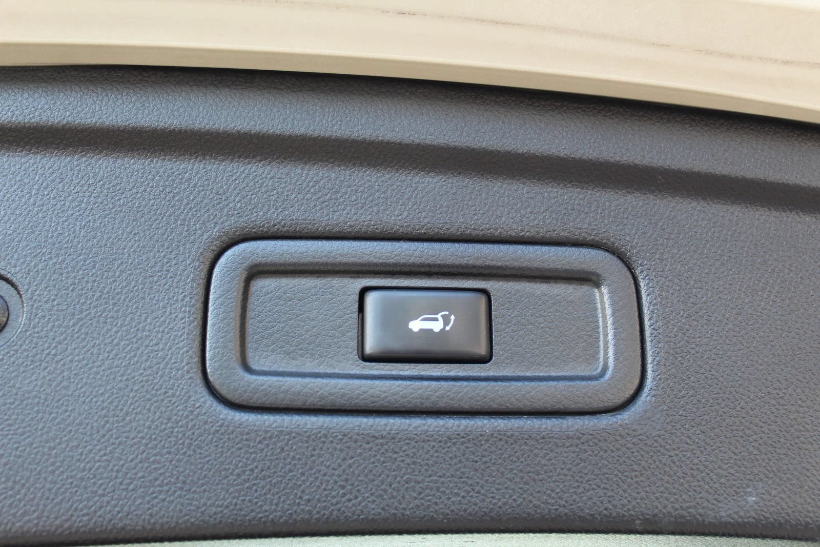 Used 2017 INFINITI QX70 2WD image 38