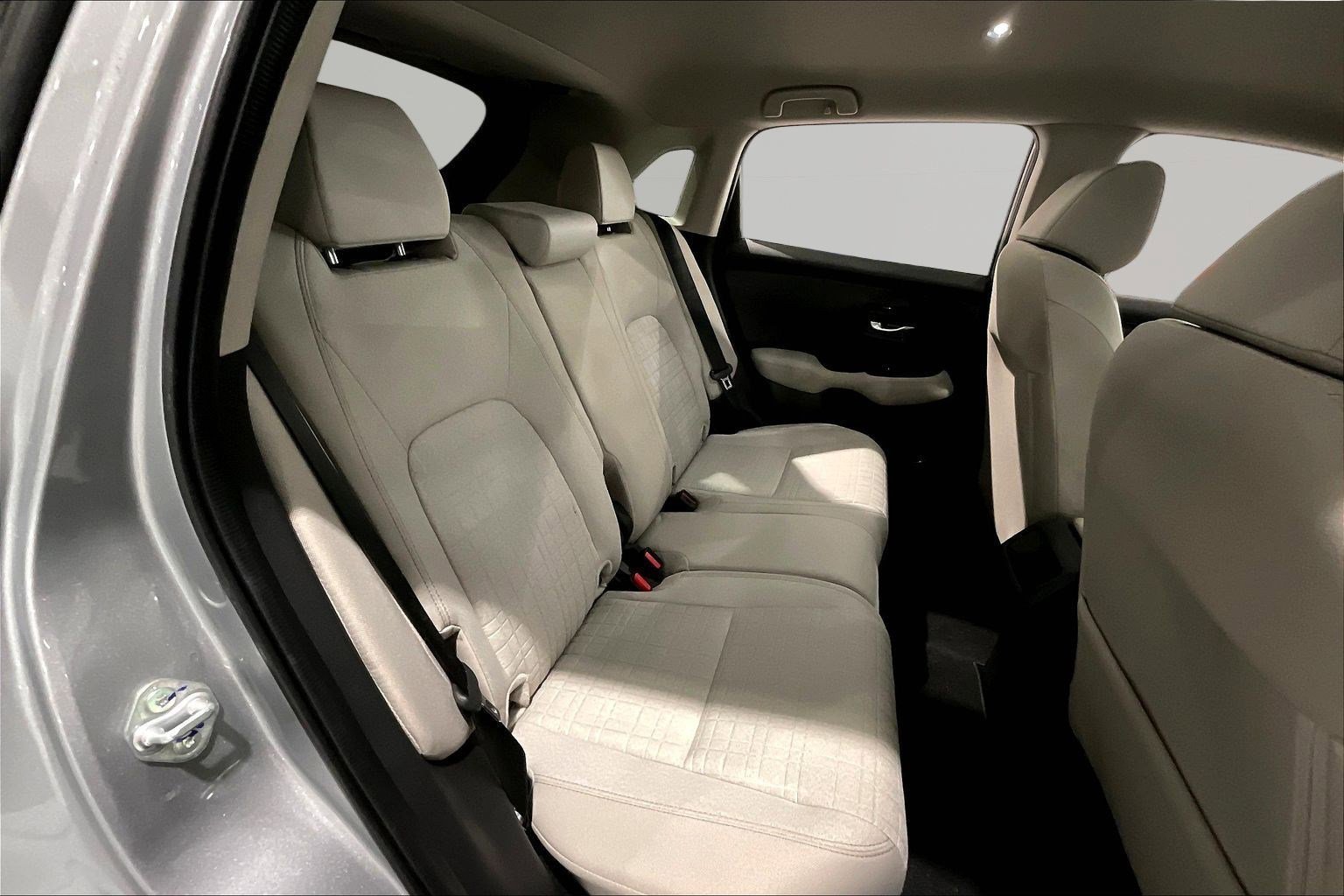 Used 2026 Honda HR-V LX image 24