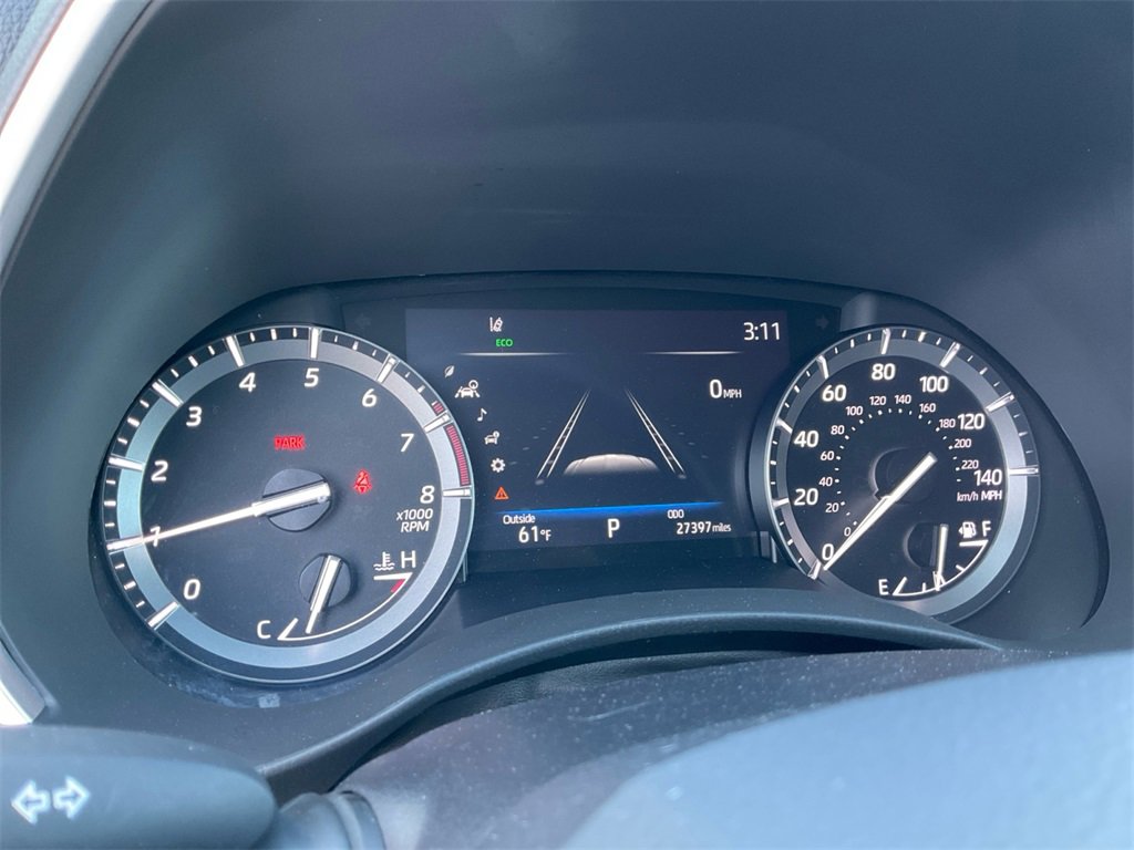 Used 2021 Toyota Highlander XLE image 19