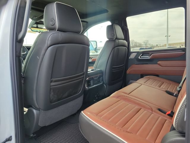 New 2026 GMC Sierra 2500 Denali Ultimate w/ LPO, Black Badging Package AWD/4WD image 13