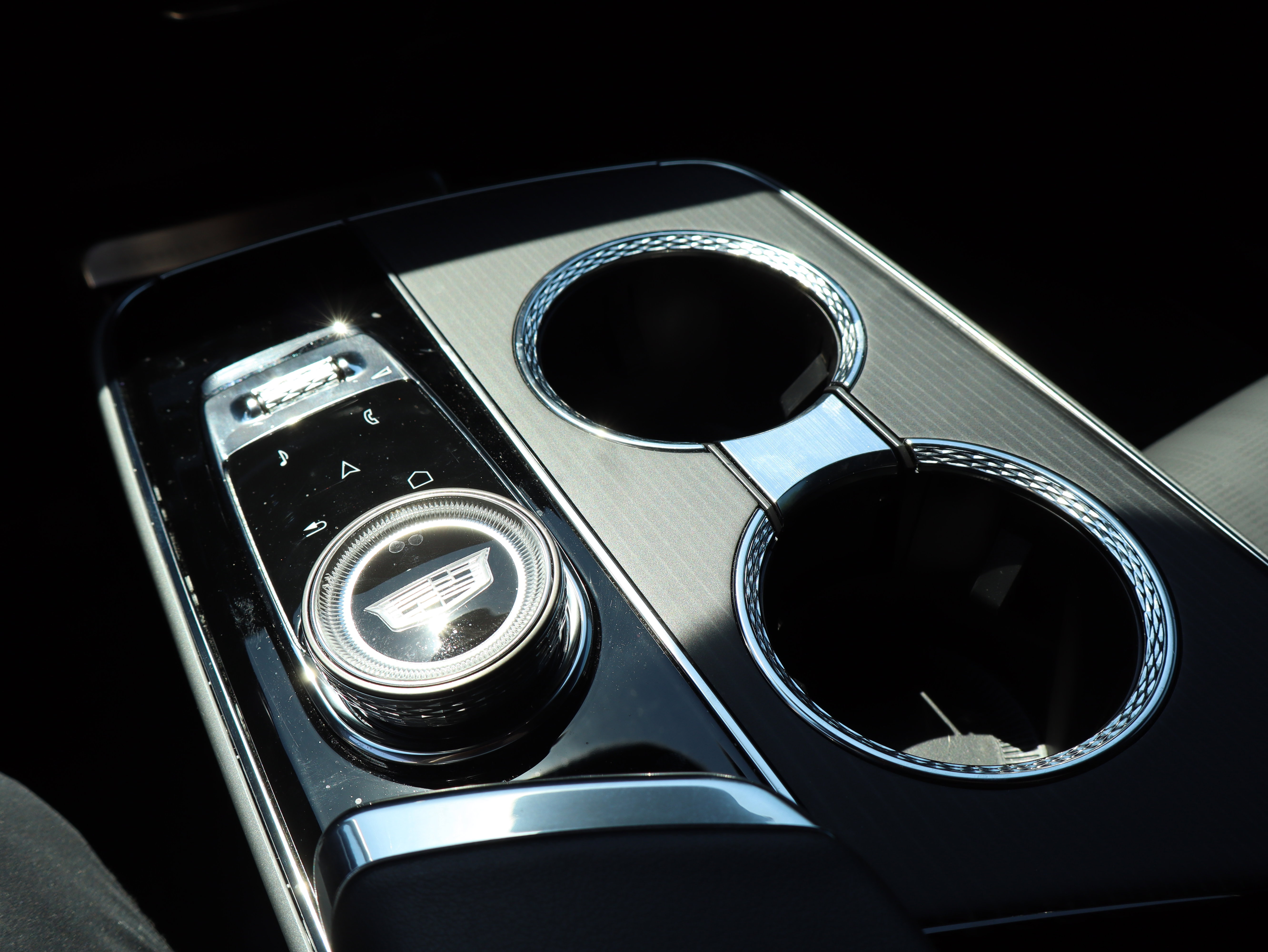 Used 2024 Cadillac Lyriq Luxury RWD image 37