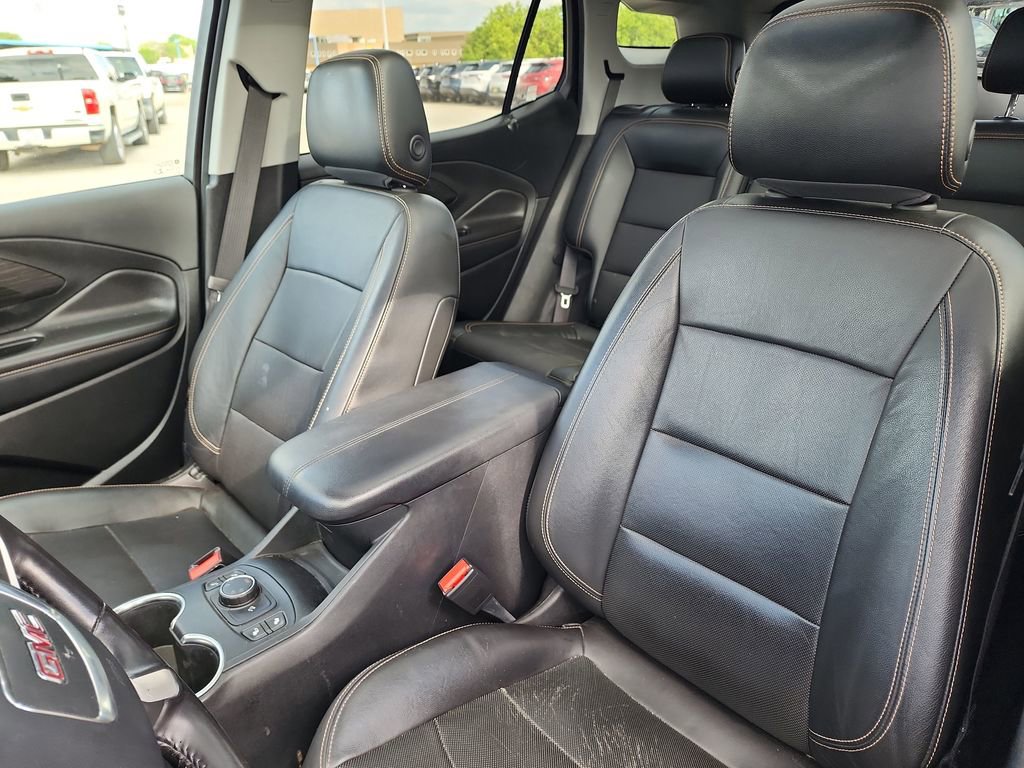 Used 2019 GMC Terrain SLT w/ Preferred Package image 11