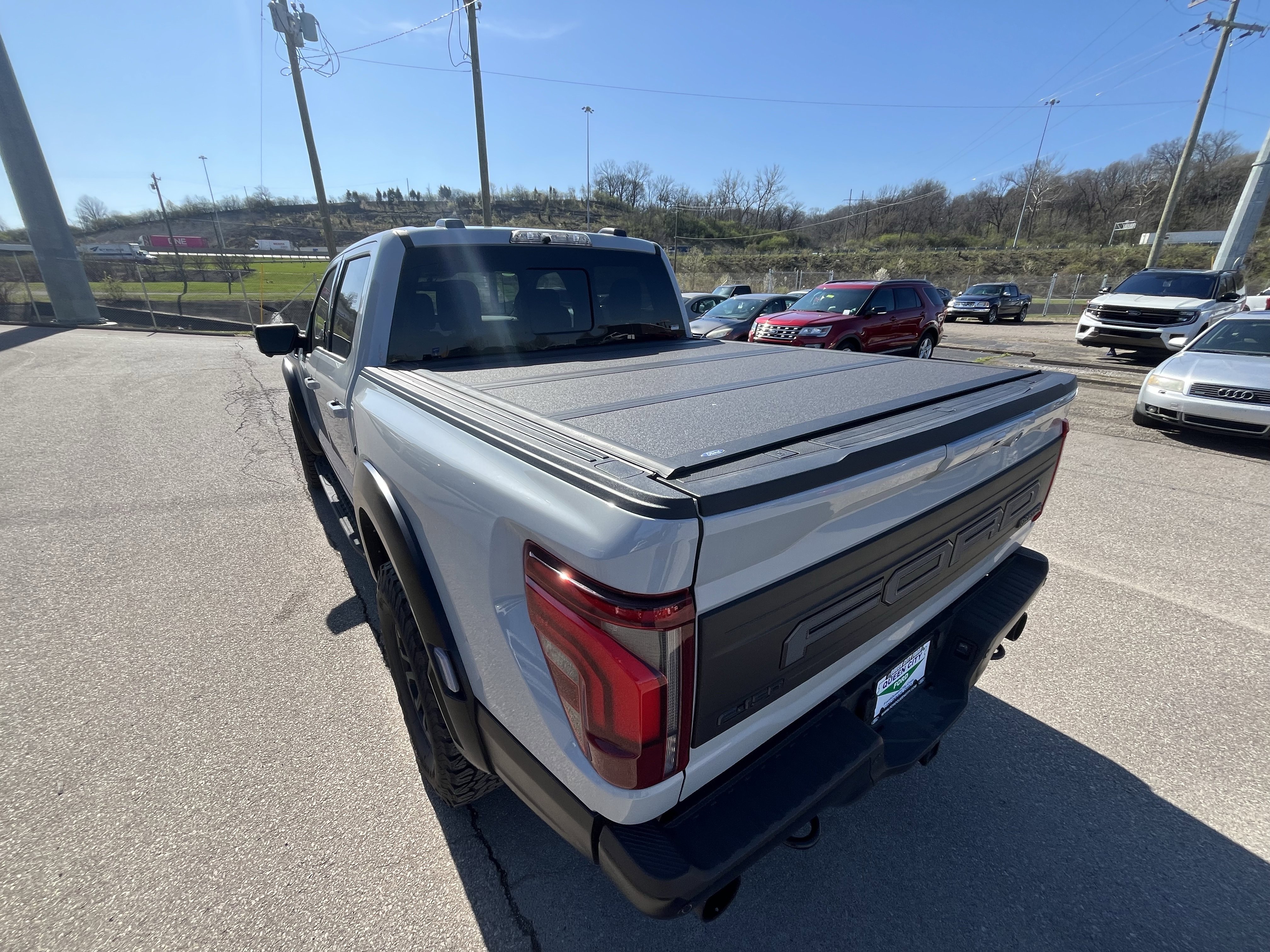 Used 2024 Ford F150 Raptor AWD/4WD image 9