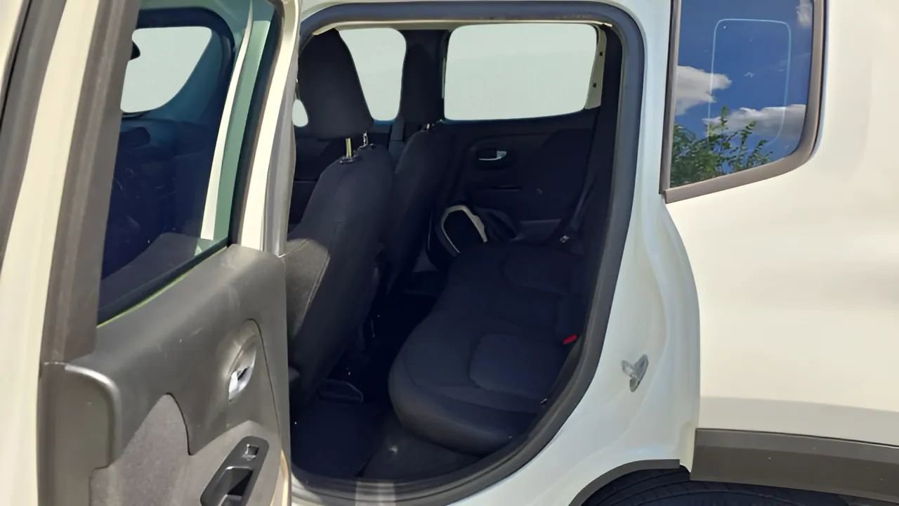 Used 2017 Jeep Renegade Sport w/ Power & Air Group image 24