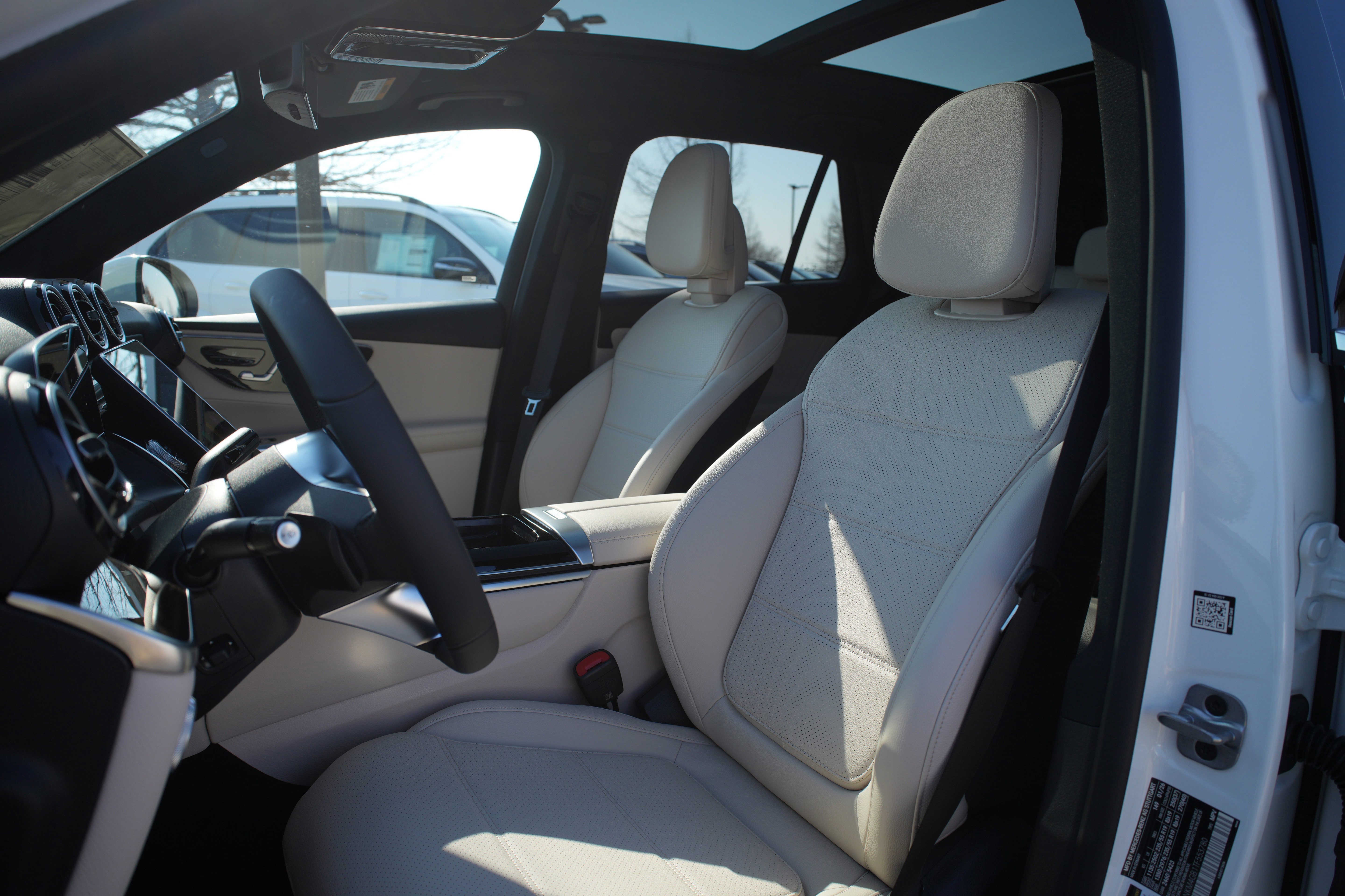 New 2026 Mercedes-Benz GLC 300 image 12