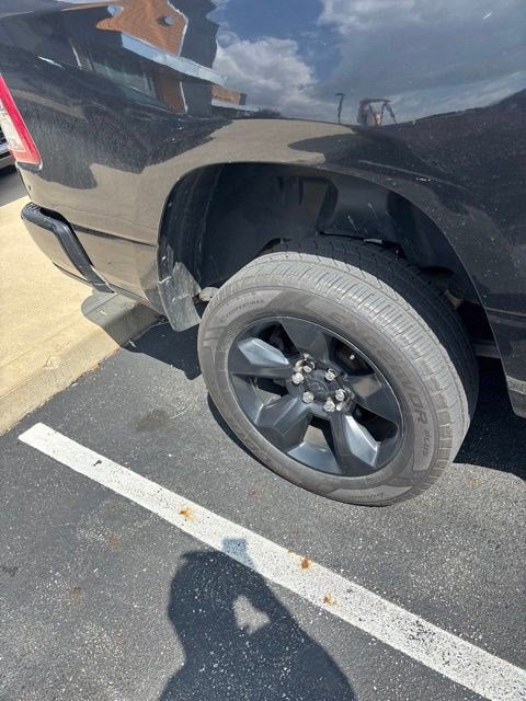 Used 2019 RAM 1500 Big Horn AWD/4WD image 5